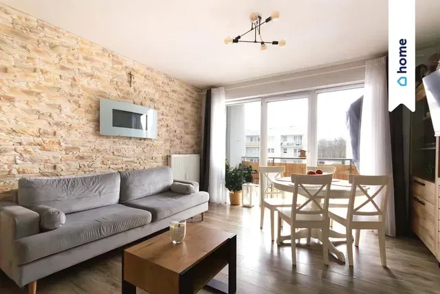Wohnzimmer; tageslicht, holzboden, moderner stil