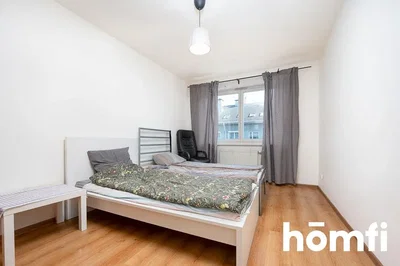 Chambre; parquet, lumière naturelle