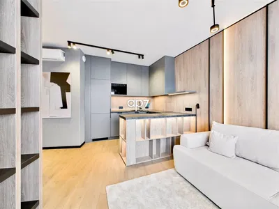 Salon; style moderne, rénové, parquet, lumière naturelle