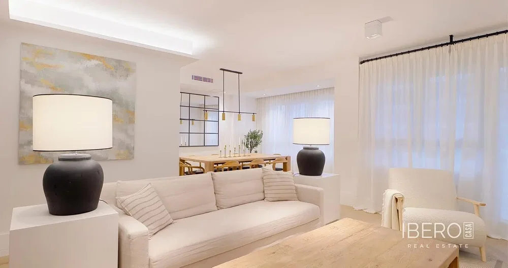 Wohnzimmer; moderner stil, tageslicht