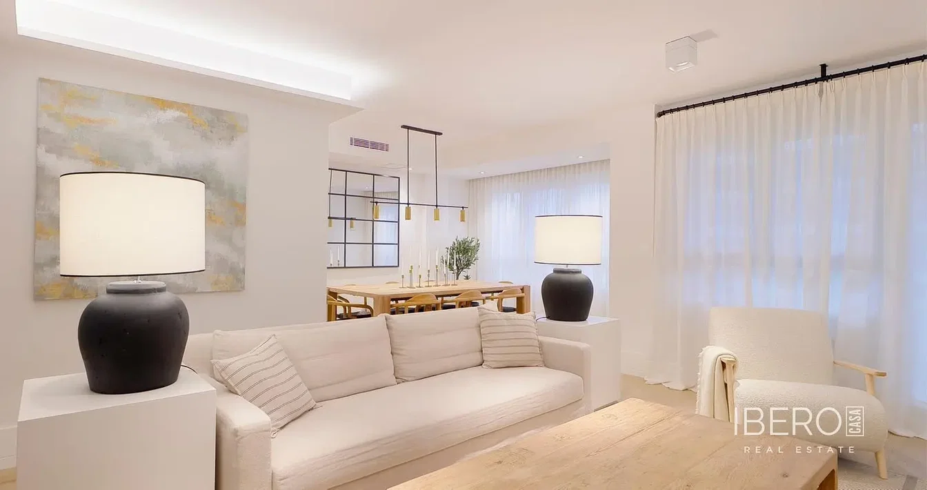 Wohnzimmer; moderner stil, tageslicht