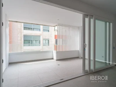 Balkon; fliesenboden, blick