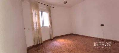 Schlafzimmer; tageslicht, fliesenboden
