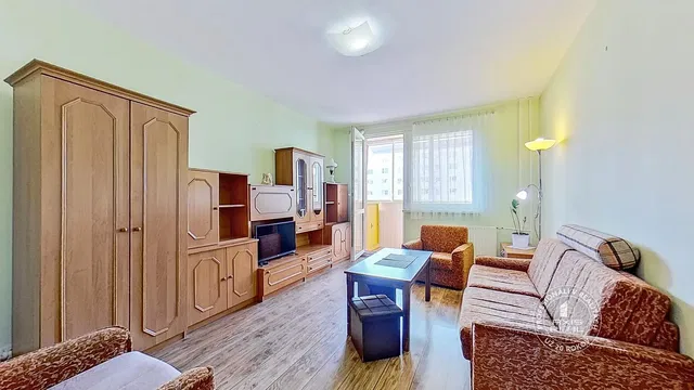 Σαλόνι; ξύλινο πάτωμα, φυσικό φως, ρουστίκ στυλ