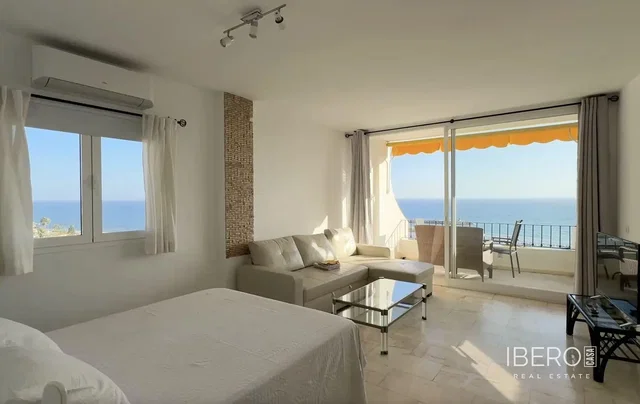 Bedroom; view, natural light