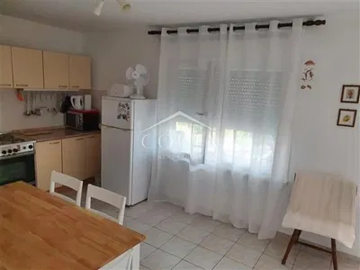 Cuisine; électroménager, carrelage