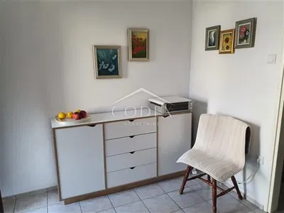 Salon; carrelage, style moderne