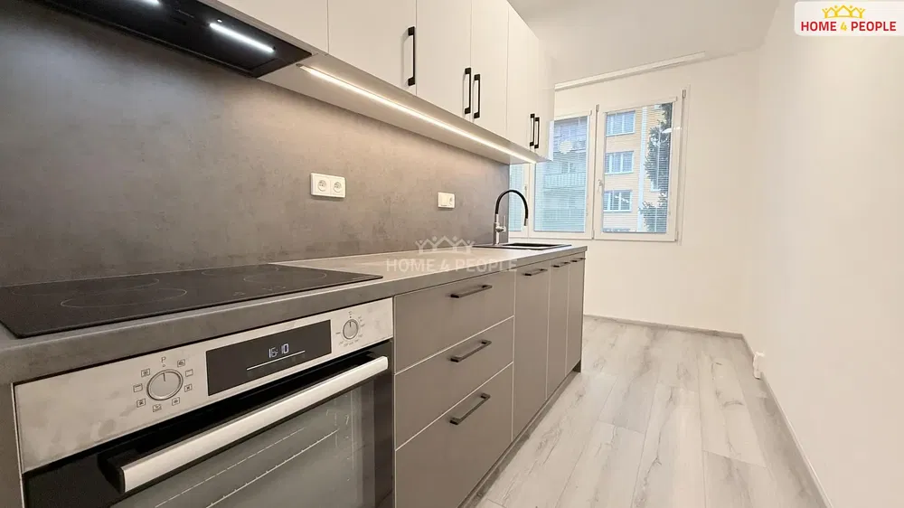 Keuken; keukenapparatuur, uitzicht