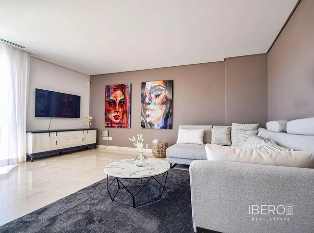 Wohnzimmer; tageslicht, moderner stil