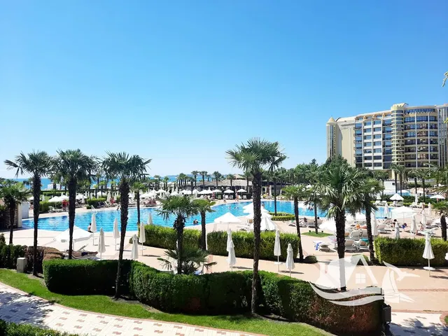 Altro; vista