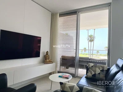 Oturma odası; manzara, modern stil, doğal ışık