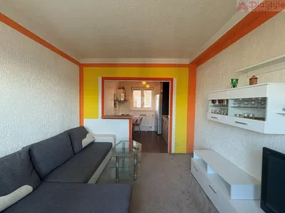 Woonkamer; moderne stijl, natuurlijk licht