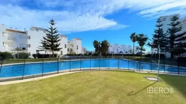 Casa e arredores; vista