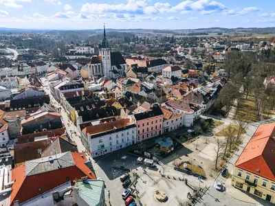 Haus und umgebung; blick