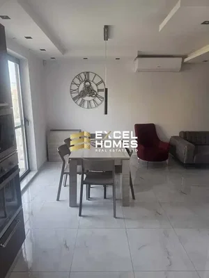 Wohnzimmer; fliesenboden, blick