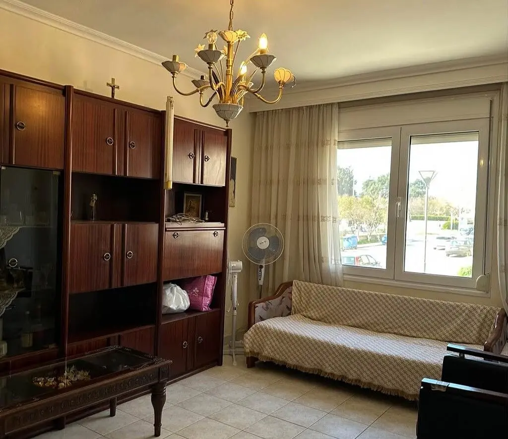 Dnevna soba; pogled, prirodno svjetlo