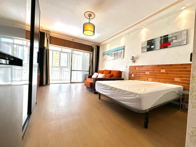 Yatak odası; doğal ışık, modern stil