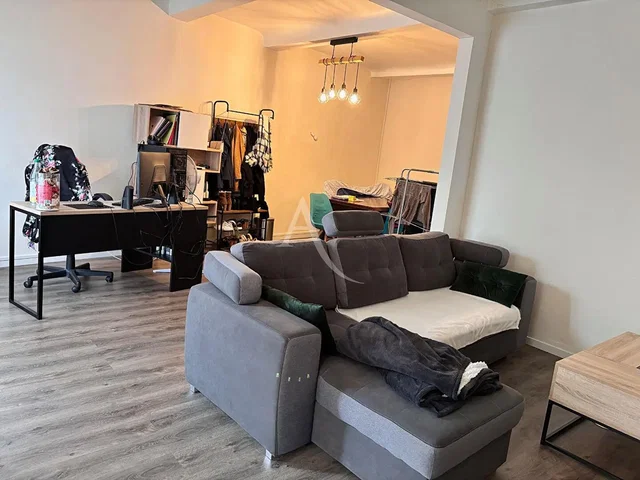 Salon; światło dzienne