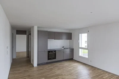 مطبخ; إطلالة, أرضية خشبية, ضوء طبيعي