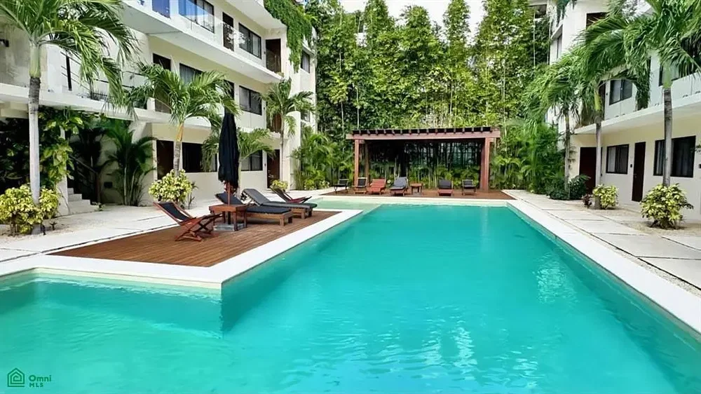 Haus und umgebung; blick, tageslicht