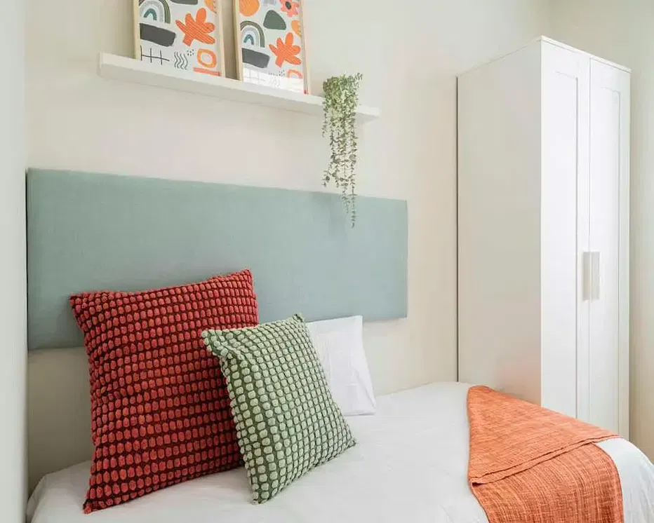 Schlafzimmer; moderner stil, tageslicht