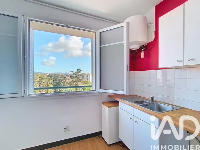 مطبخ; إطلالة, سخان مياه