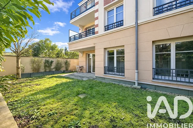 Dom i otoczenie; widok