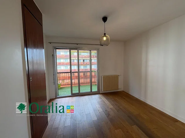 Living room; wood floor, view