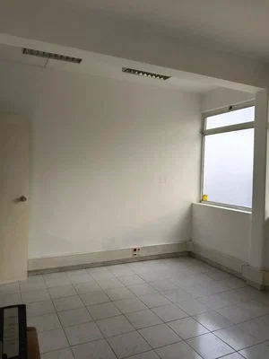 Ostatní; dlažba, přirozené světlo