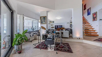 Salon