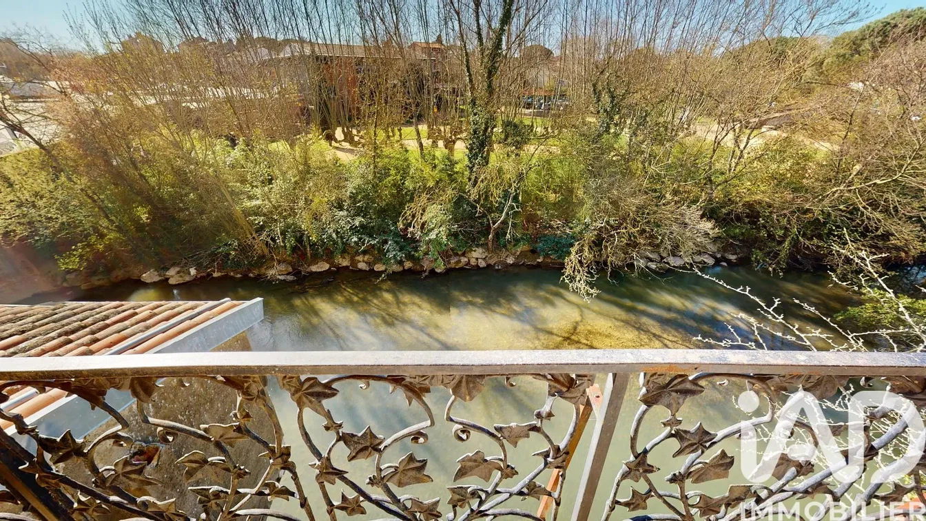 Балкон; поглед