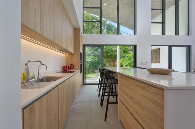 Küche; küchengeräte, tageslicht, moderner stil, blick