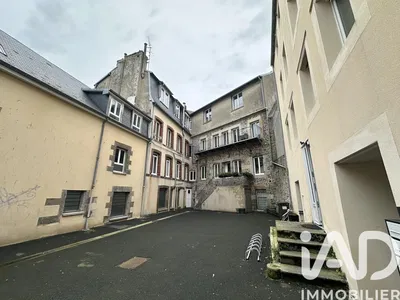 Кућа и околина