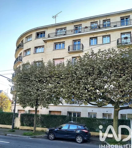 Кућа и околина; поглед