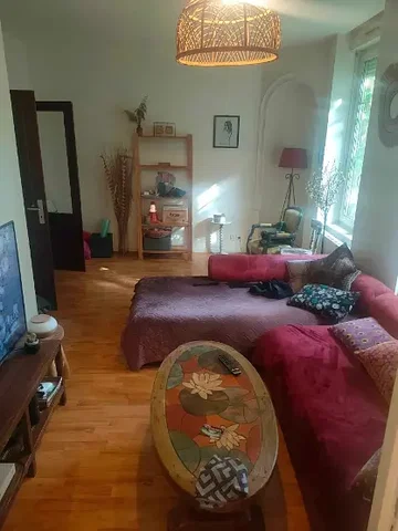 Soggiorno; luce naturale, stile rustico