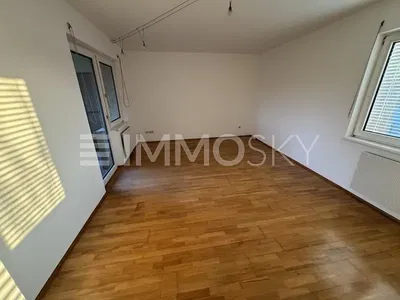 غرفة نوم; أرضية خشبية, ضوء طبيعي