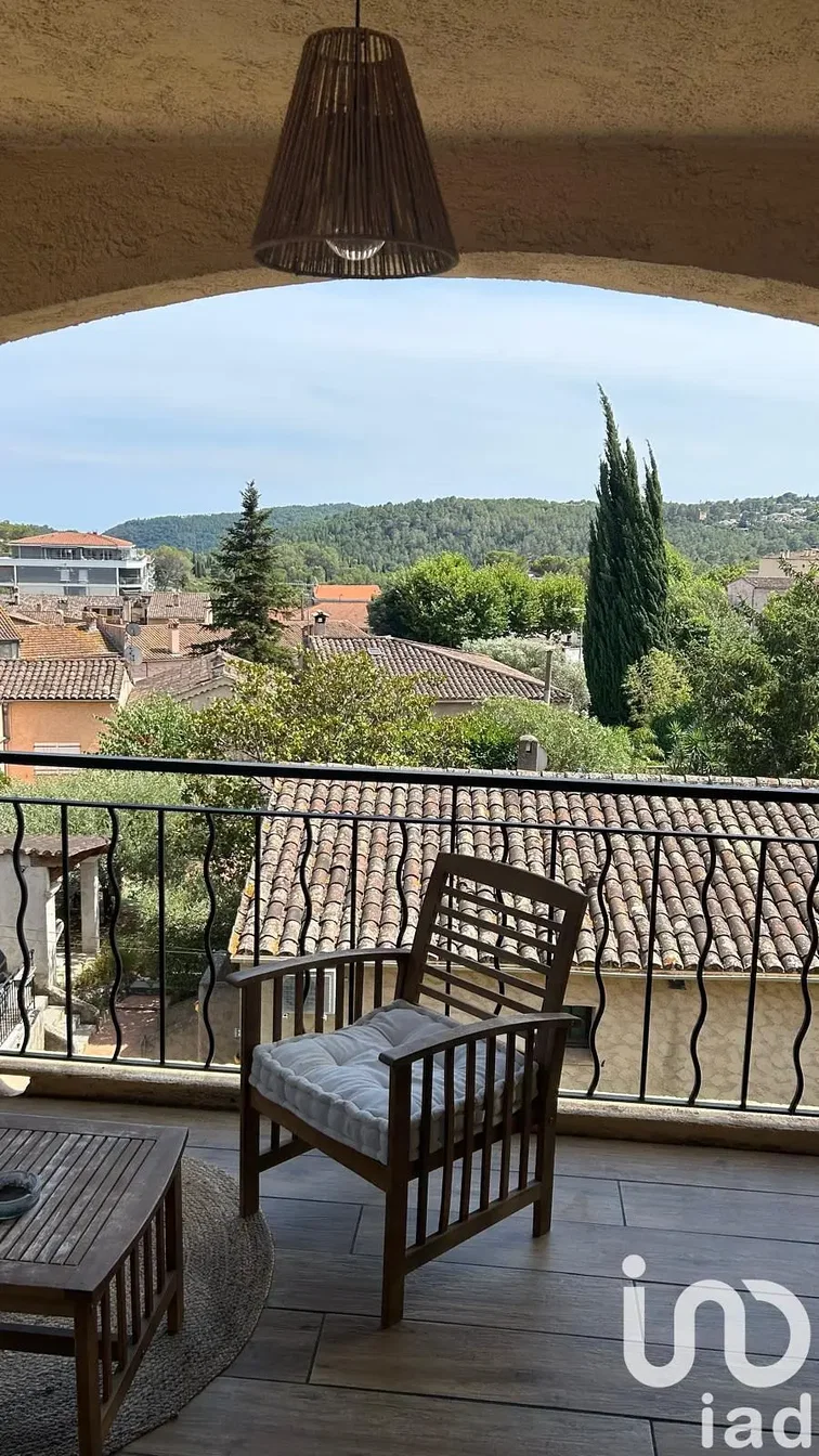 Balkon; manzara, ahşap zemin, doğal ışık