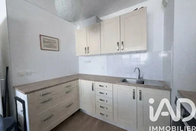 Kitchen; kitchen appliances, renovated, tile floor