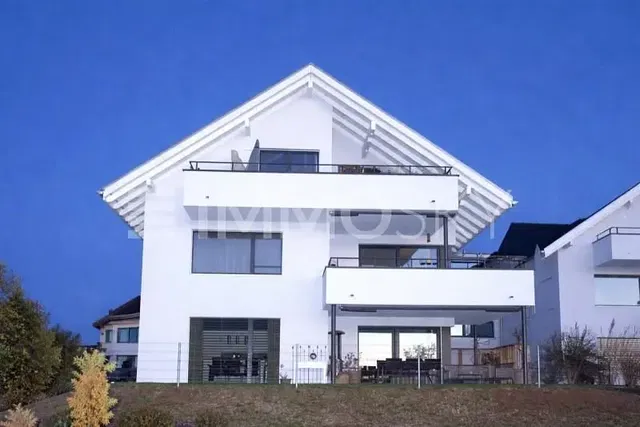 House and surroundings