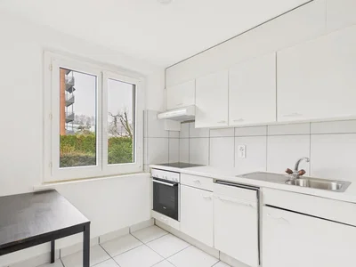 Küche; küchengeräte, fliesenboden, blick, tageslicht