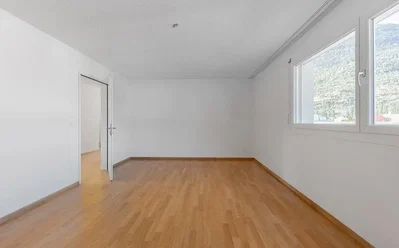 Camera da letto; vista, pavimento in legno, luce naturale