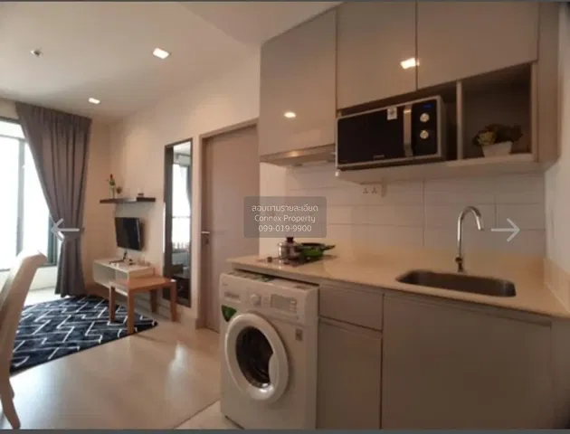 Küche; küchengeräte, tageslicht, moderner stil