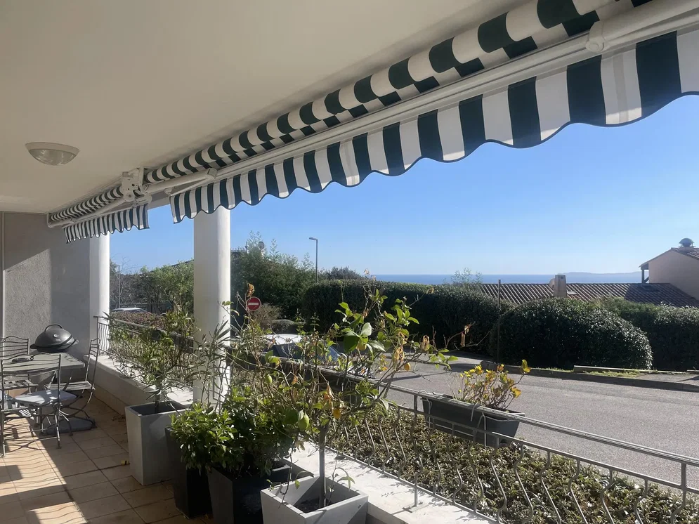 Terrasse; vue, lumière naturelle