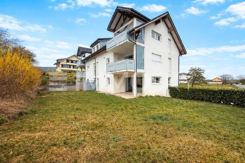 Haus und umgebung; blick