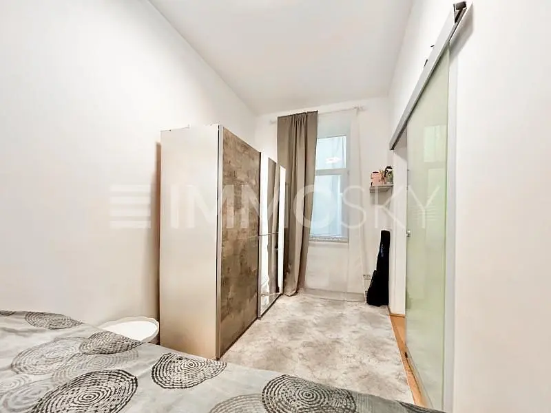 Спаваћа соба; природно светло