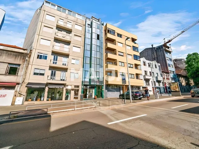 Dom a okolie; výhľad