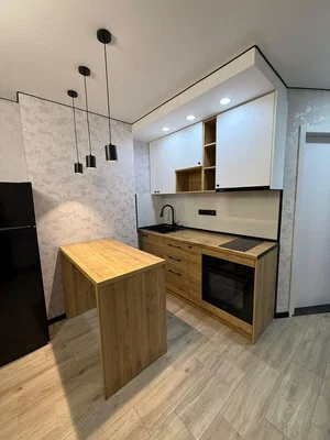 Mutfak; mutfak aletleri, tadilatlı, doğal ışık, modern stil, fayans zemin