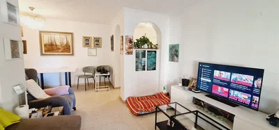 Oturma odası; modern stil, doğal ışık