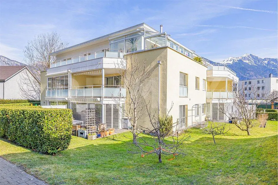 Haus und umgebung; blick