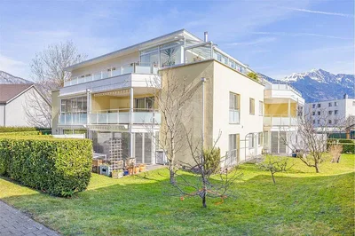 Haus und umgebung; blick